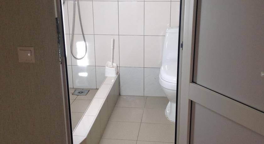 Гостиница У Михалыча Лоо