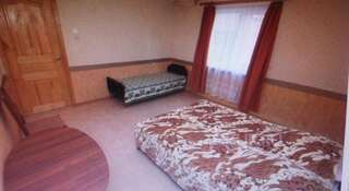 Гостиница У Михалыча Лоо-1